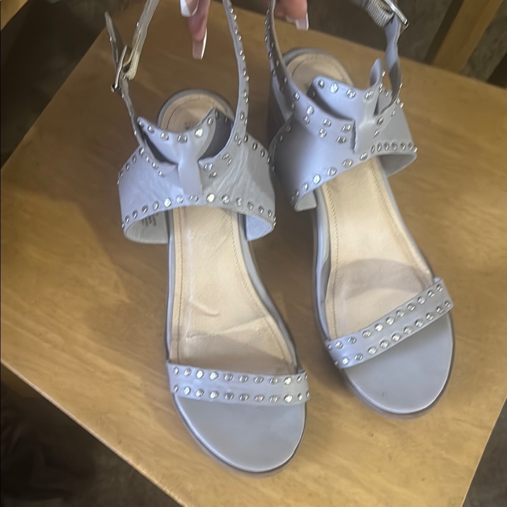 Steve Madden Gray Suede Sandals with Medium Heel